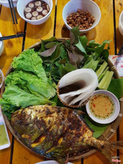 Cá chim trắng nướng muối ớt