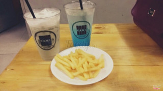 Trà sữa + Soda blue + Khoai tây chiên