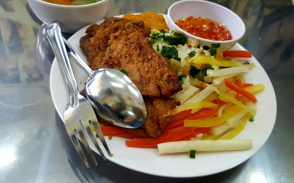 Châu - Quán Cơm Tấm & Bún Cá