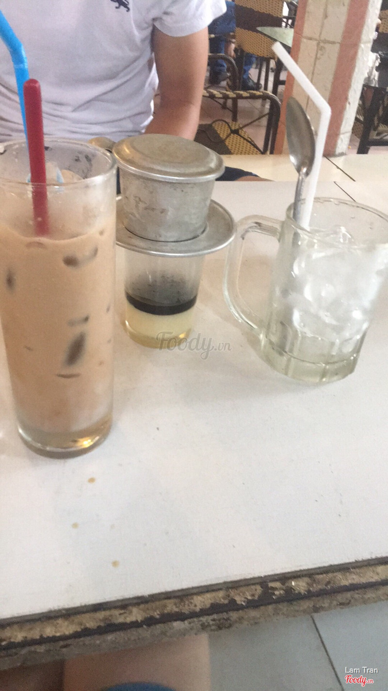 Cafe o đây thơm nek, ko bị pha bắp hay đậu nên mùi vị rất ngon 👍🏼