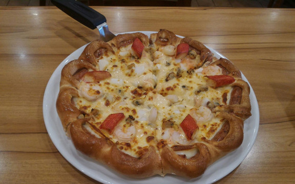 GT Burger Pizza