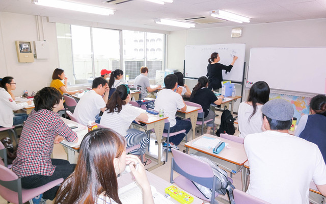 Trường Ngoại Ngữ Anh Mỹ