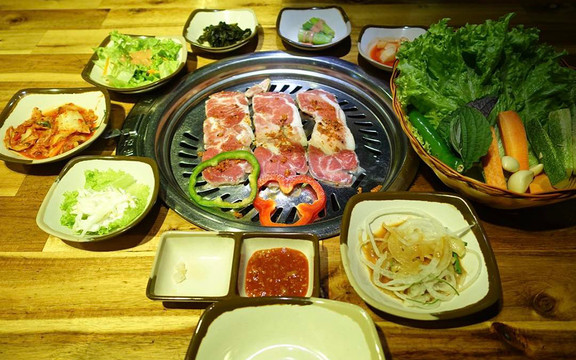 GoGi House - Quán Nướng Hàn Quốc - Nguyễn Văn Linh