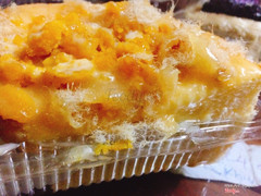 Lần đầu rv trên foody . Chính thức bị nghiện em nó trời ơi ngon dã man ngon 😭😭😭. Bánh mềm, thơm, ngọt vừa, trứng muối ko bị tanh 😙😙