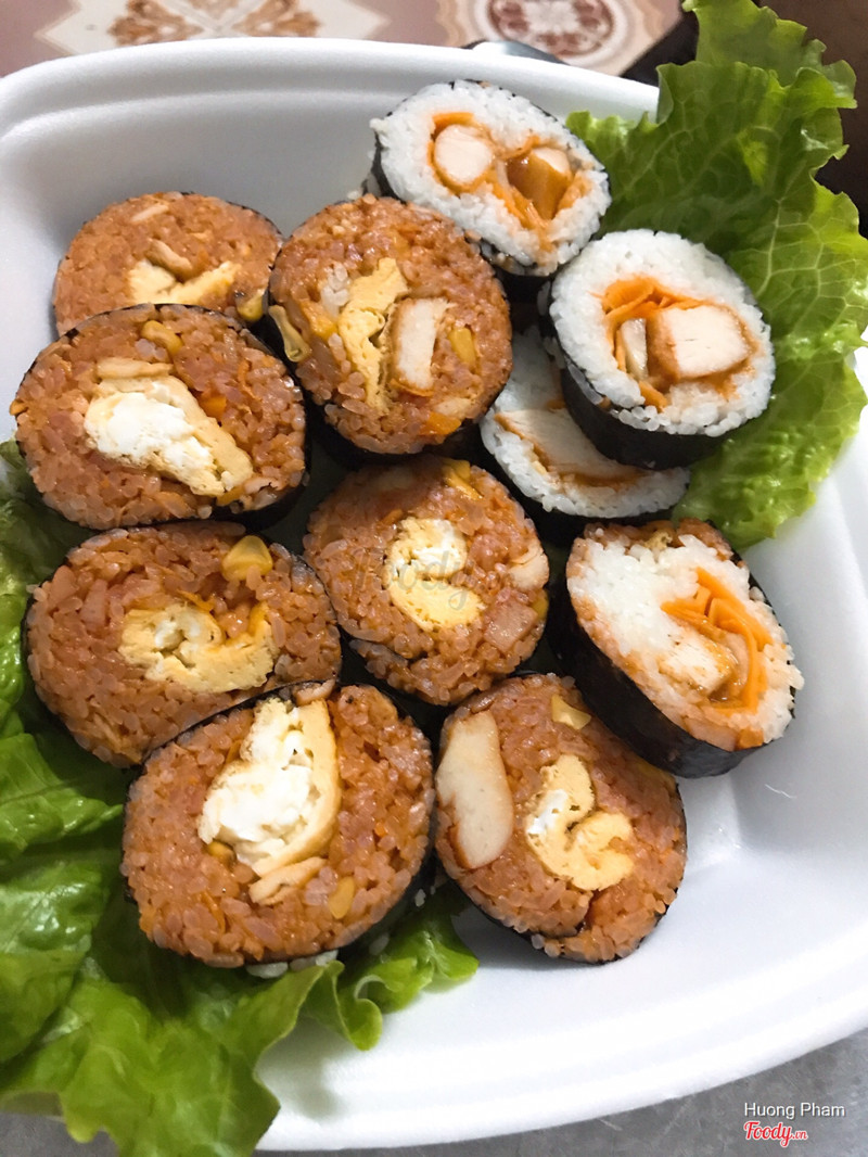 Kimpap trứng + gà