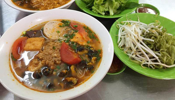 Canh Bún Cô Giang