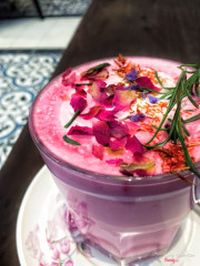 Pinky Latte