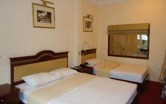 Little Hanoi Hotel - Hàng Gà