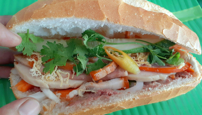 Hagan - Bánh Mì & Xôi Mặn - Trần Văn Giàu