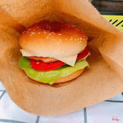 Burger tôm phô mai 