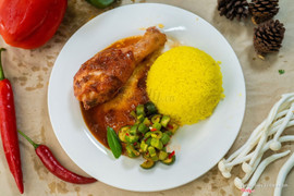Cơm gà Hồng Xíu