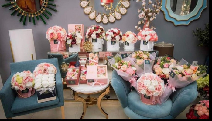 Tiệm Hoa Nhà Đốm - Phạm Văn Bạch