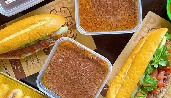 Tâm Cook - Bánh Mì Pate Cột Đèn Đặc Sản Hải Phòng - 674 Phan Văn Trị