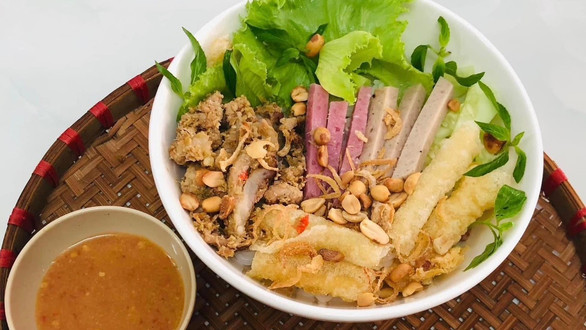 Tré Trộn & Bánh Cuốn Bình Định - Đặc Sản Bình Định