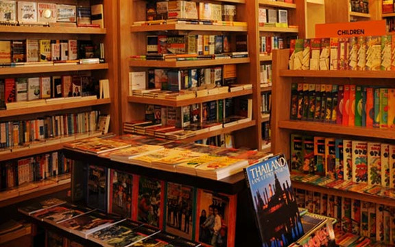 Nhà Sách Quang Bình - Nguyễn Thị Minh Khai