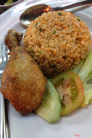 cơm đùi gà chiên nước mắm 40k