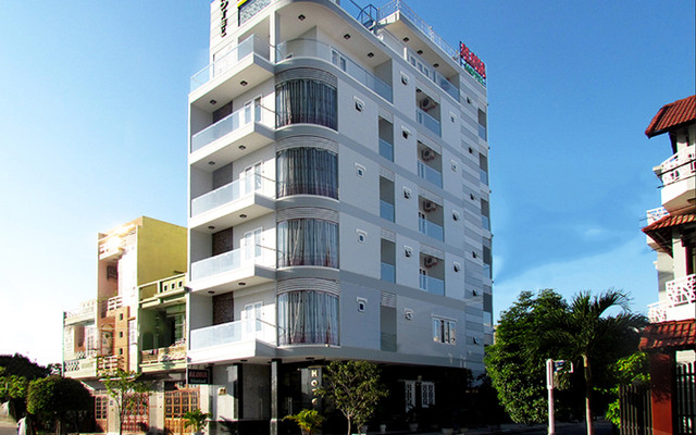 Aloha Hotel 