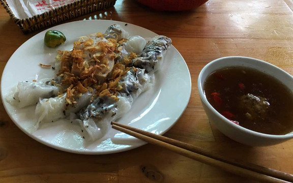 Thắm Nga - Bánh Cuốn, Bún Chả & Phở Bò