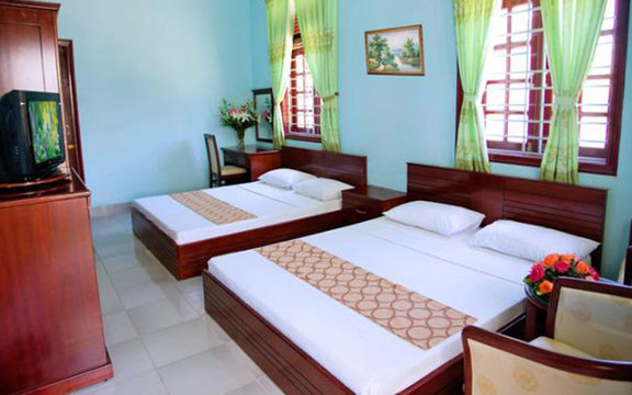 Phương Nhật Hotel