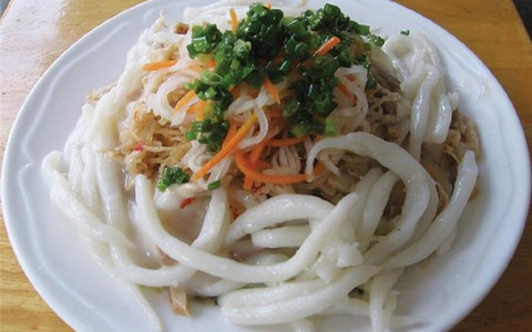 Bún xào ở khắp nơi