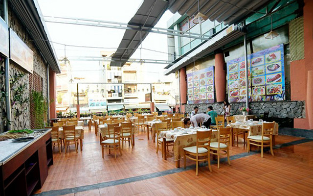 San Hô Đỏ - Hải Sản, BBQ & Hotpot