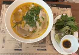 Bún bò huế