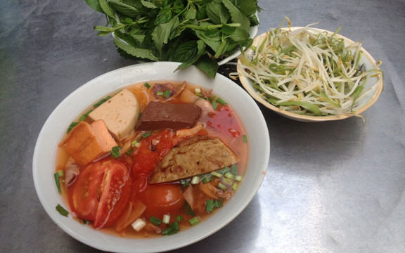 Bún Riêu