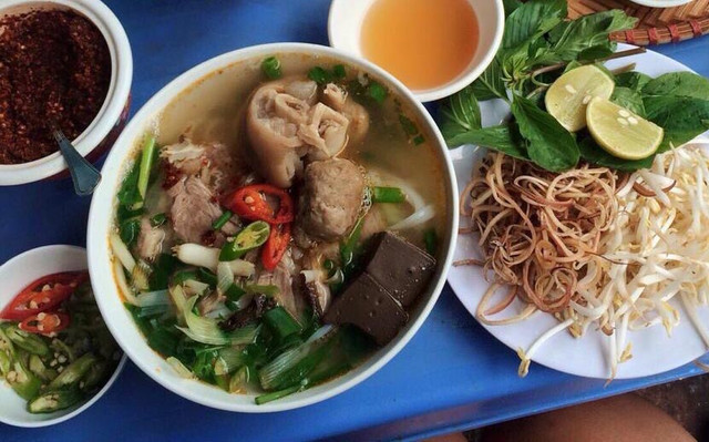 Ngự Bình - Bún Bò Huế