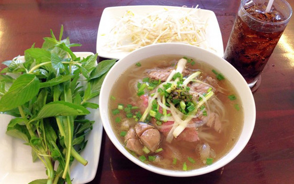 Phở Hoàng Gia