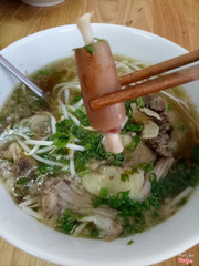 Phở đuôi bò 