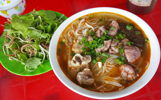 Phở & Bún Bò Huế - Đường 2 Tháng 4