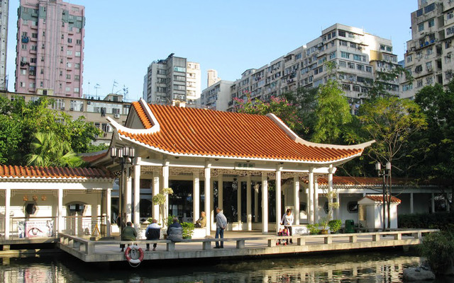 Lok Kwan Street Park