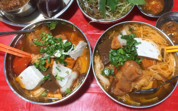 Bún Riêu