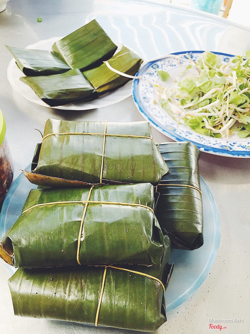 Bánh gai và chả