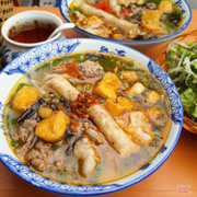 Bún riêu thập cẩm 40k