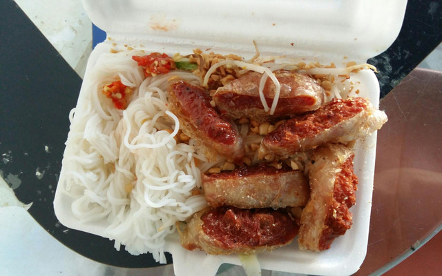 Bún Thịt Xào - Đường 3 Tháng 2