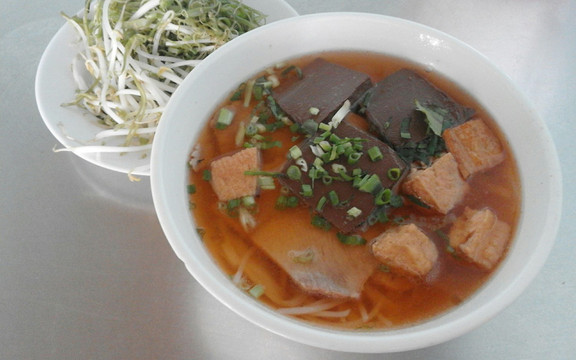 Bánh Canh & Bún Riêu