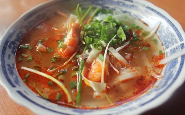 Linh - Bánh Canh Huế