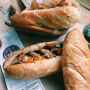 bánh mì thịt nướng