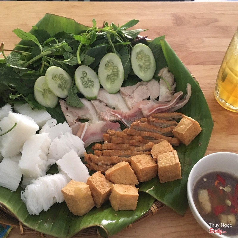 Bún đậu thịt và chả cốm 40k