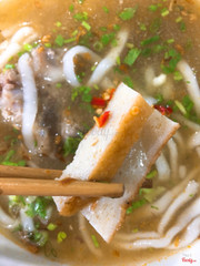 bánh canh xương+chả cá30k