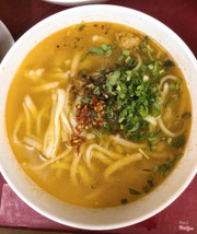 Bánh canh xương+chả thịt