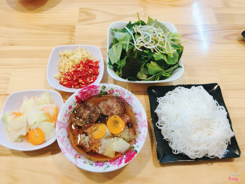 Bún chả