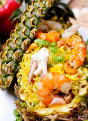 Cơm chiên tôm dứa - Pineapple fried rice