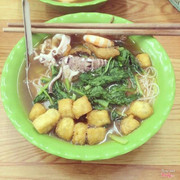 Ko còn gì để nói. Bỏ ra 30k mà đc bát bún max chất lượng 👍🏻