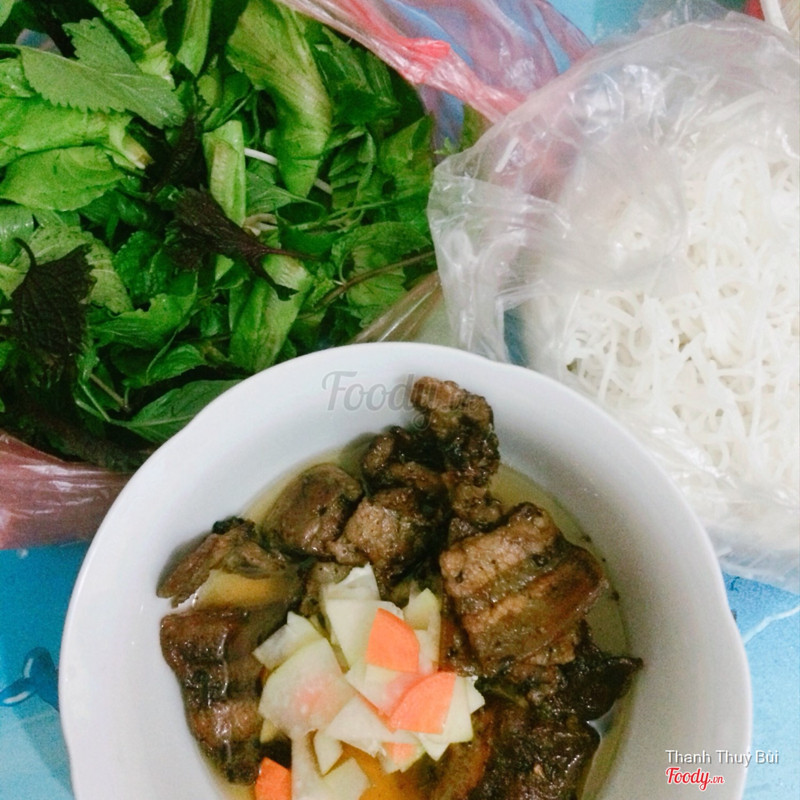 Bún chả