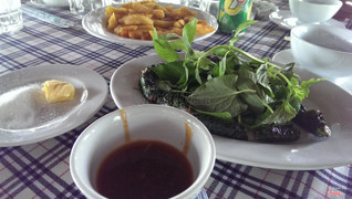 Chả ốc + Khoai tây chiên