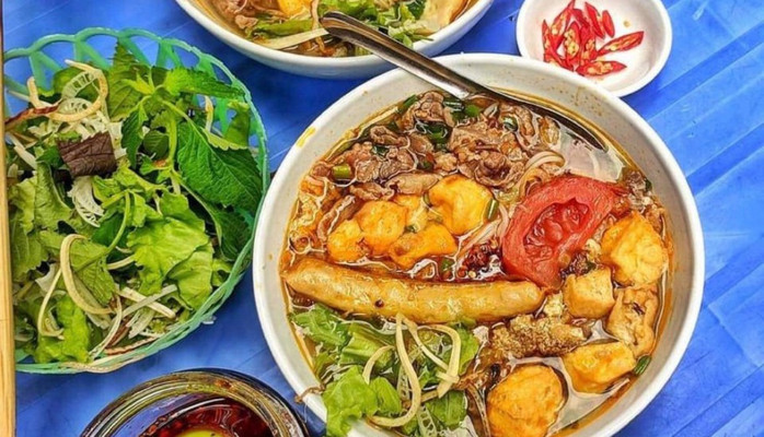 Bún Riêu Ốc Chị Béo - Bún Riêu & Bánh Đa Trộn - Giảng Võ