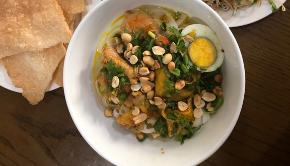 Mì Quảng Quý Mai  - Mì Quảng & Bún Giò Bò - 106 Đường DC9