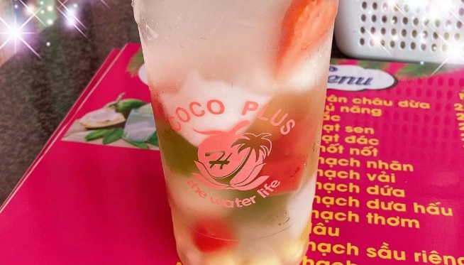 Coco Plus - Nước Dừa Mix Topping & Bánh Tráng